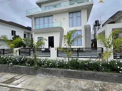 5 Bedroom Detached Duplex — Lekki, Lagos