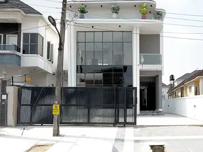 5 Bedroom Detached Duplex with Pool and BQ — Lekki, Lagos