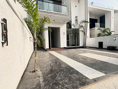 5 Bedroom Detached House — Ajah, Lagos