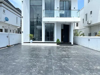 5 Bedroom Detached Duplex — Lekki, Lagos
