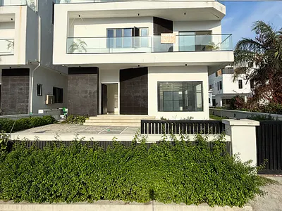 5 Bedroom Detached Duplex — Lekki, Lagos