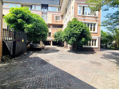 2 Bedroom Flat/Apartment Upstairs — Lekki, Lagos