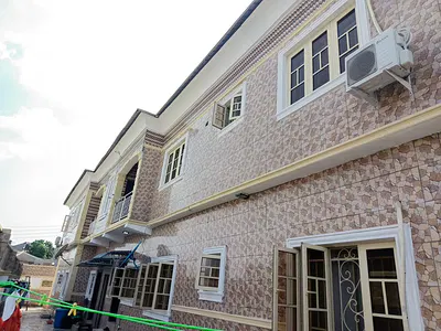 3 Bedroom Flat / Apartment, Ensuite — Voera Estate, Berger, Arepo, Ogun