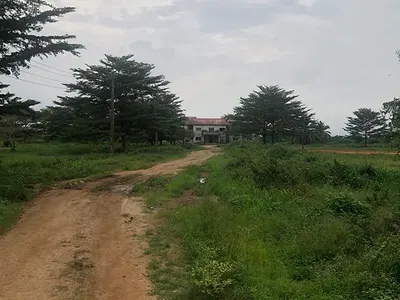 Commercial Land Along Lagos-Ibadan Expressway — Lagos-Ibadan Expressway, Mowe Town, Ogun