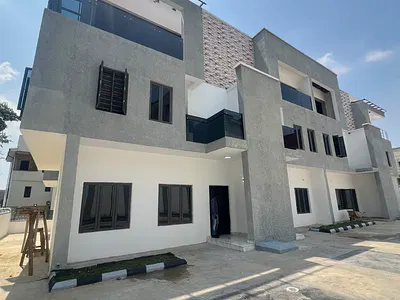 Elite 4 Bedroom Terrace Duplex with BQ and Rooftop — Diplomatic Zone, Guzape District, Abuja