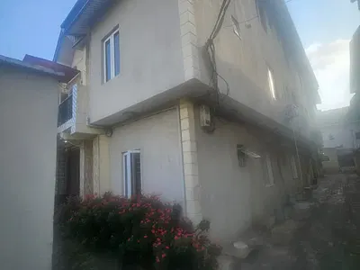 2 Bedroom Flat — Shangisha, Magodo Phase 2, Magodo, Lagos