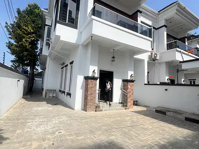 4 Bedroom Detached Duplex — Lekki, Lagos