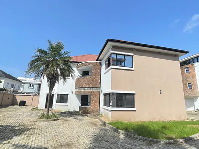 3 Bedroom Apartment — Osapa, Lekki, Lagos
