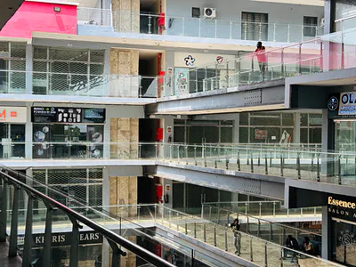 Shop Space — Sharif Plaza, Wuse 2, Abuja