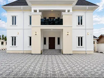 6 Bedroom Detached Duplex with Guest Chalet — Zone 2, Wuse, Abuja