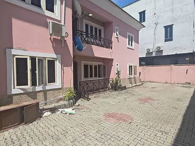 Spacious 3-Bedroom Flat — Lekki Phase 1, Lekki, Lagos