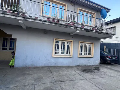 4 Bedroom Flat — Off Coker Road, Ilupeju, Estate, Ilupeju, Lagos