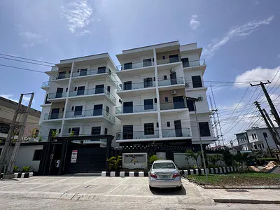 Spacious 1 Bedroom Apartment with Swimming Pool and Elevator — Lekki, Lagos
