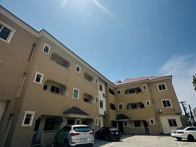 Spacious 1 Bedroom Apartment — Lekki, Lagos