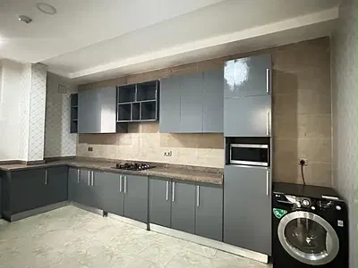 Executive Spacious 4 Bedroom Apartment — Ikoyi, Lagos