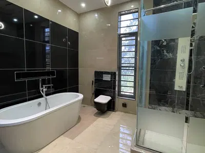 5 Bedroom Detached Duplex — Lekki, Lagos