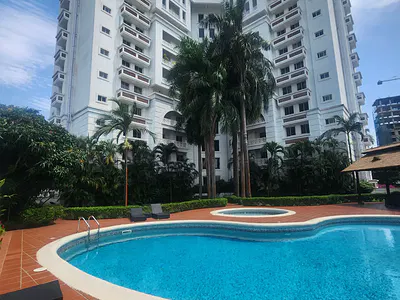 Waterfront and Serviced 3 Bedroom Flat with BQ — Victoria Island (VI), Lagos