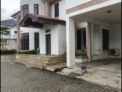 Spacious 6 Bedroom Detached House with 2 Bedroom Charlet, 3 BQ and Pool — Off Bourdillon Road Ikoyi, Old Ikoyi, Ikoyi, Lagos