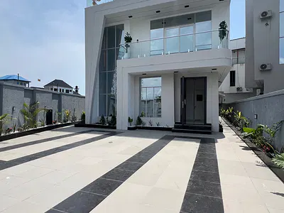 5 Bedroom Fully Detached Duplex — Lekki, Lagos