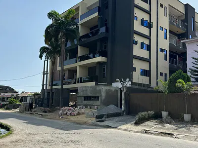 2 Bedroom Apartment with Pool, Elevator and Gym — Lekki Phase 1, Lekki, Lagos