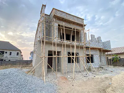 Distress 4 Bedroom Carcass Terraced Duplex — Aco Estate, Sabon Lugbe, Lugbe District, Abuja