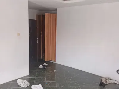 Spacious 3 Bedroom Flat Upstairs — Magodo Phase 1, Magodo, Lagos