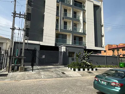 2 Bedroom Apartment with Elevator and Gym — Lekki Phase 1, Lekki, Lagos