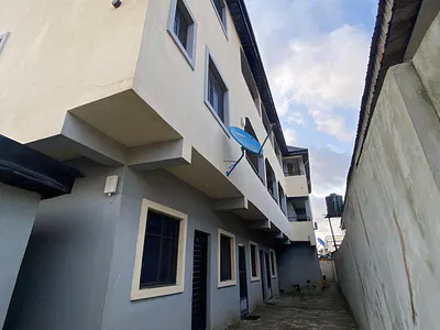 A Decent Mini Flat — Idera Street, Ilupeju, Lagos