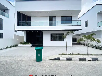 4 Bedroom Detached Duplex — Lekki, Lagos