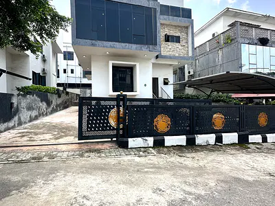 5 Bedroom Detached Duplex — Guzape District, Abuja