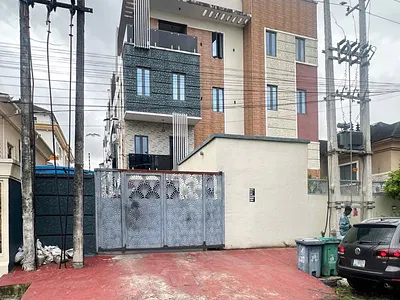 Serviced 6 Bedroom Duplex in Serene Environment — Ikoyi, Lagos