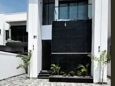 5 Bedroom Detached House — Lekki, Lagos