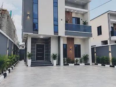 5 Bedroom Detached Duplex — Ikeja, Lagos