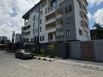 Exquisite 4 Bedroom Apartment with BQ — Ikoyi, Lagos