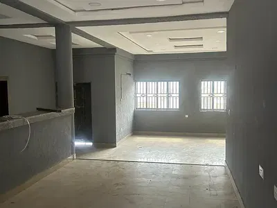 3 Bedrooms Flat — Magodo Phase 2, Magodo, Lagos