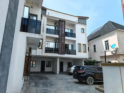4 Bedroom Terraced House — Lekki, Lagos