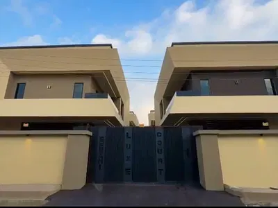 4 Bedroom Duplex with BQ — 11 Yemi Farounbi Street, Aare Avenue, Bodija, Ibadan, Oyo