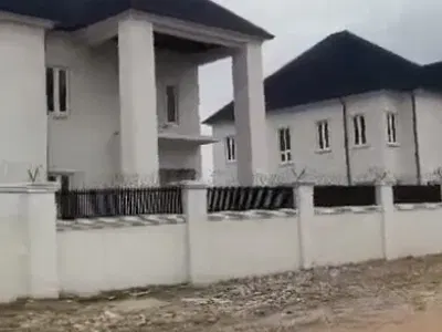 Luxurious 4 Bedroom En-Suite Duplex (Shell Carcass) — Lugbe District, Abuja