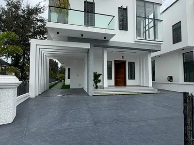 Exquisite 5 Bedroom Fully Detached Duplex in a Secure Estate — Lekki, Lagos