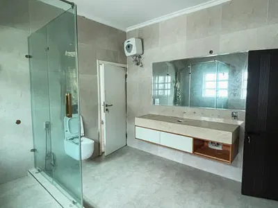 6 Bedroom Semi-Detached Duplex — Admiralty Way, Lekki Phase 1, Lekki, Lagos