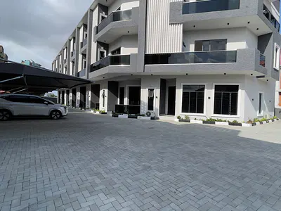 Luxury 4 Bedroom Terrace with BQ & Pool — Oniru Victoria Island Lagos, Victoria Island (VI), Lagos