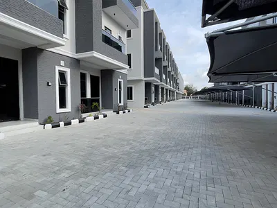 Brand New Luxury 4 Bedroom Terraced Duplex with BQ — Oniru, Victoria Island (VI), Lagos