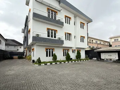 Serviced with 24/7 Power Supply 3 Bedroom En-Suite Flat — Lekki, Lagos
