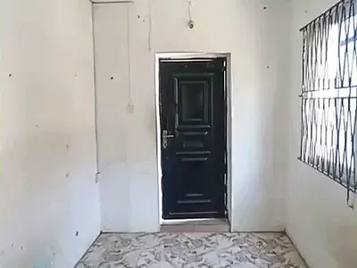 Standard Room Self Contain — Ladilak, Shomolu, Lagos