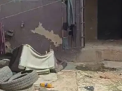 Demolishable Bungalow on 260SQM Land — Ikeja, Lagos