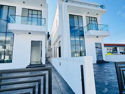 Luxurious 5-Bedroom Fully Detached Home +BQ — Sangotedo Ajah, Lekki, Lagos