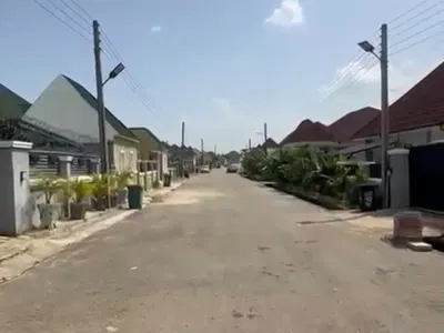 4 Bedroom En-Suite Carcass, Tarred Road — In an Estate, Galadimawa, Abuja