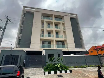 Luxury 3 Bedrooms Apartment with BQ — Lekki Phase 1, Lekki, Lagos