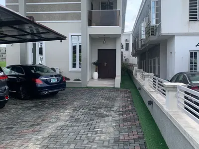 Executive, Well Fitted Miniflat — Amity Estate, Abijo, Ibeju Lekki, Lagos