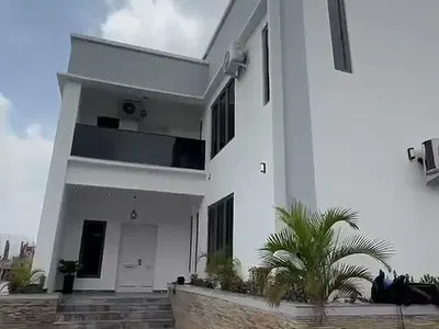 8 Bedroom Fully Detached Villa — Asokoro District, Abuja